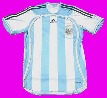 royal blue gildan shirt