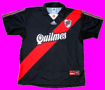 river plate black jersey