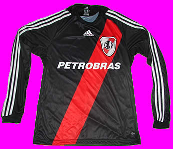 river plate black jersey